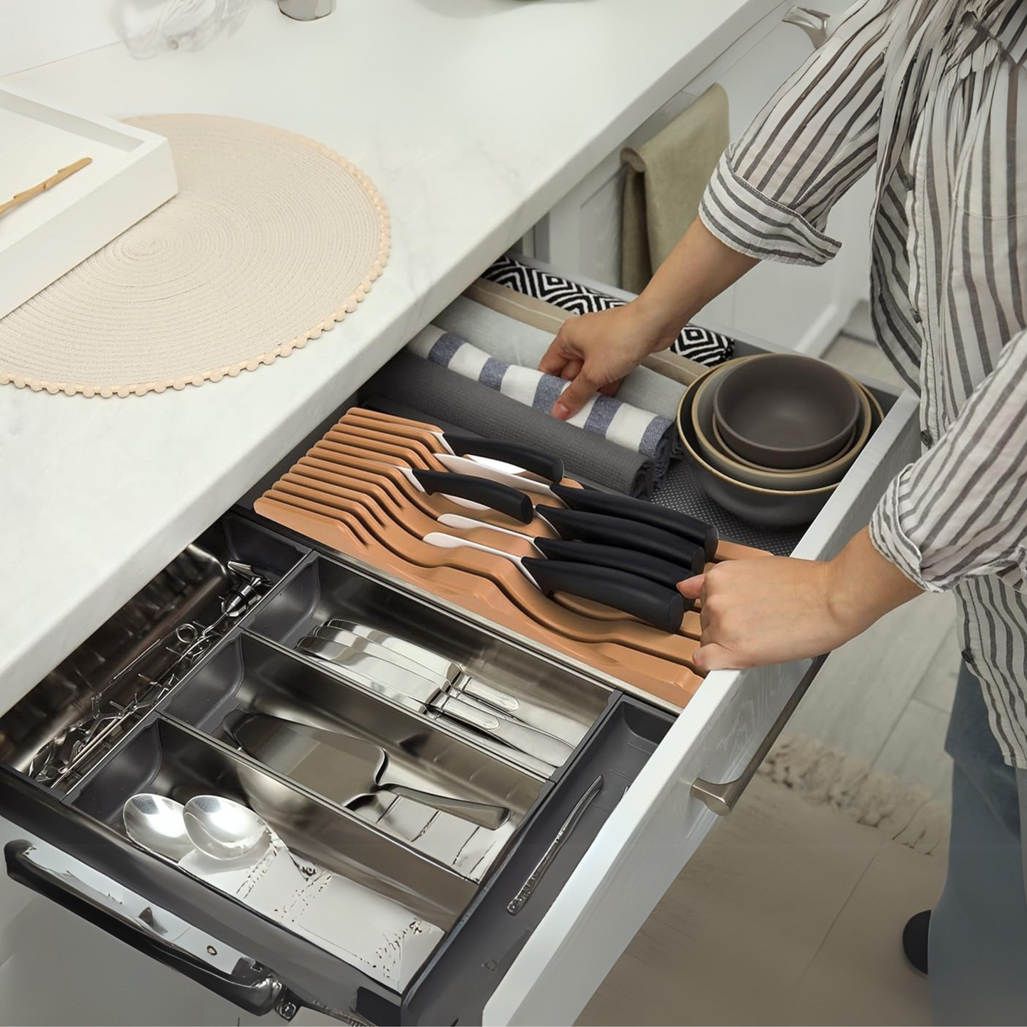 In-Drawer Plastic Knife Block by Shenzhen Knives – Large, 11 Slot